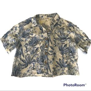 Panama Jack NWT blue white crop tropical print button down top shirt